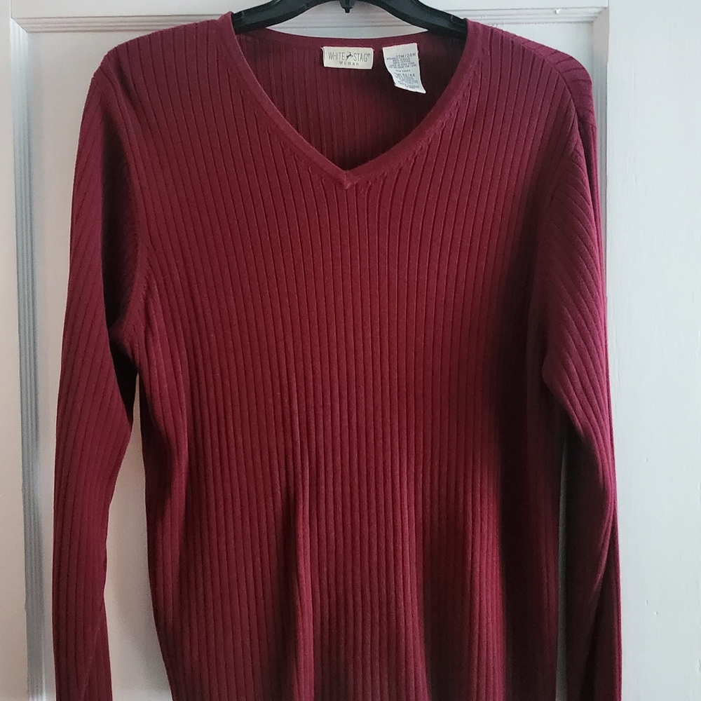 Wine/Burgundy colored Sweater, White Stag, Size 22/24